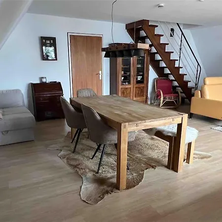 Schoene Maisonette-Ferienwohnung Fuer 2-5 Personen Schoenwald im Schwarzwald Exterior photo